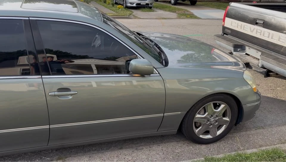 2002 Lexus LS 3rd Gen - Image 6 of 7