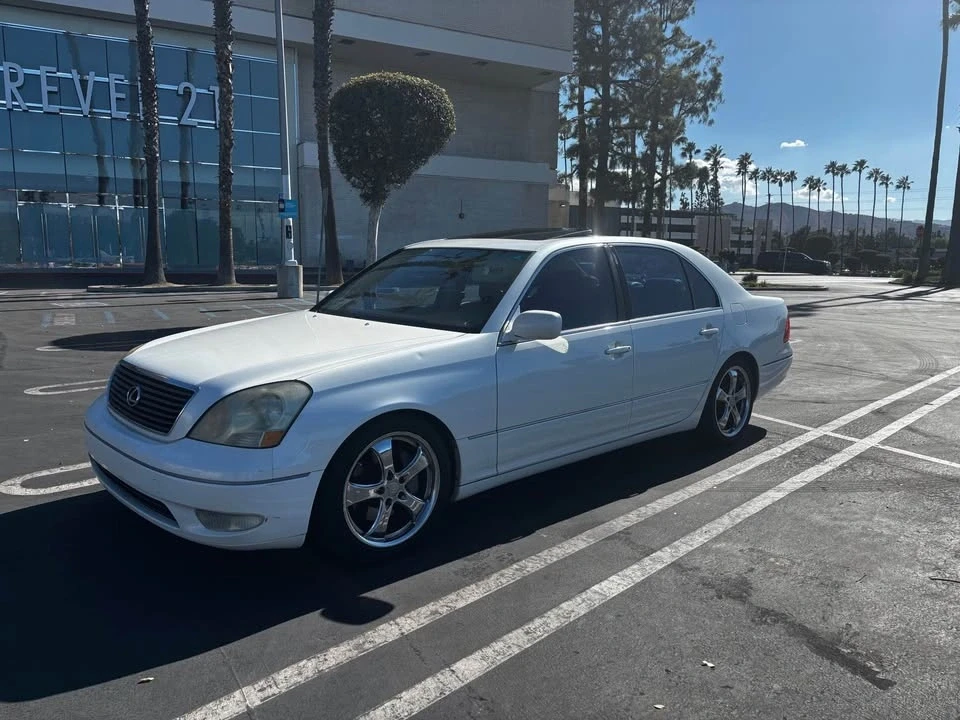 2002 Lexus LS 3rd Gen - Image 6 of 10