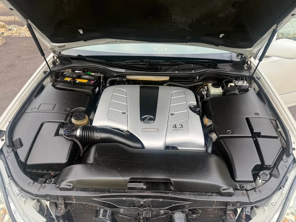 2002 Lexus LS 3rd Gen - Image 13 of 15
