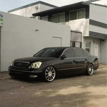 2002 Lexus LS 430 Sedan 4D