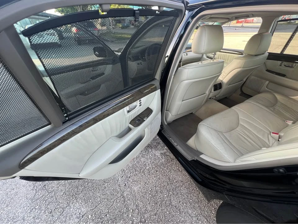 2002 Lexus LS 3rd Gen - Image 8 of 11