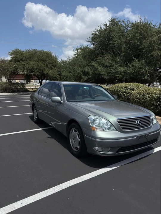 2002 Lexus LS 3rd Gen - Image 4 of 20