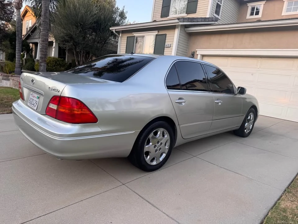 2002 Lexus LS 3rd Gen - Image 6 of 7