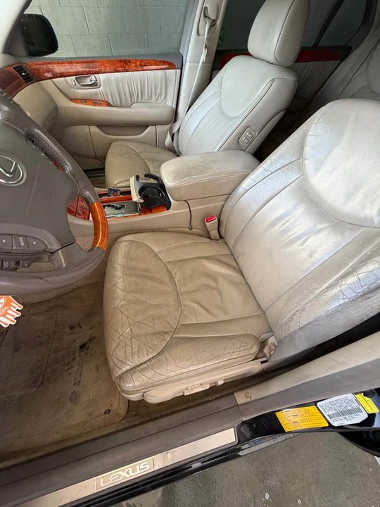 2002 Lexus LS 3rd Gen - Image 6 of 12