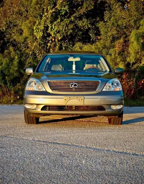 2002 Lexus LS 430 Sedan 4D