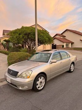 2002 Lexus LS 430 Sedan 4D