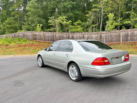 2002 Lexus LS 430 Sedan 4D