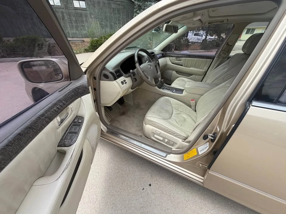 2002 Lexus LS 3rd Gen - Image 8 of 12