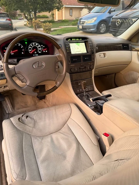 2002 Lexus LS 3rd Gen - Image 8 of 18