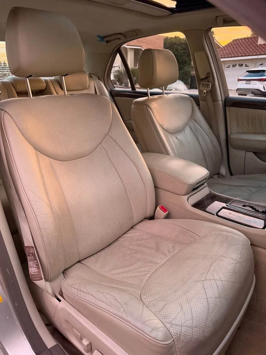 2002 Lexus LS 3rd Gen - Image 14 of 18