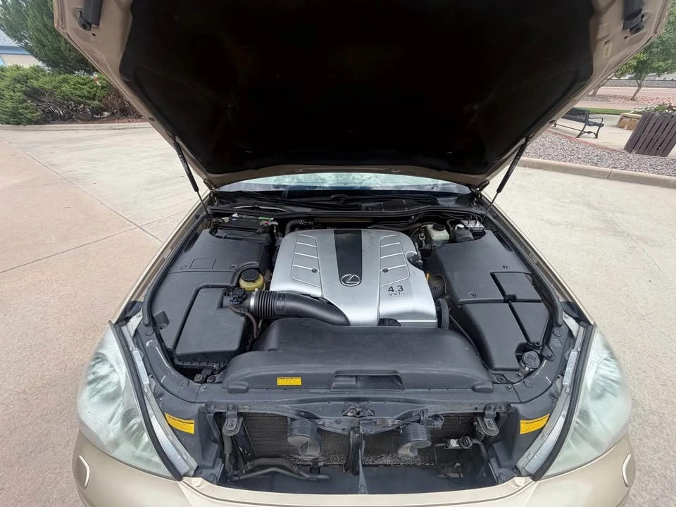 2002 Lexus LS 3rd Gen - Image 12 of 12