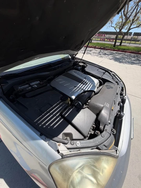 2002 Lexus LS 3rd Gen - Image 9 of 15