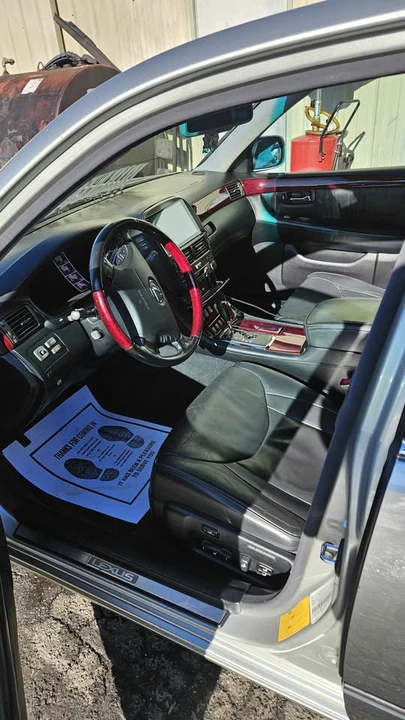 2002 Lexus LS 3rd Gen - Image 5 of 6
