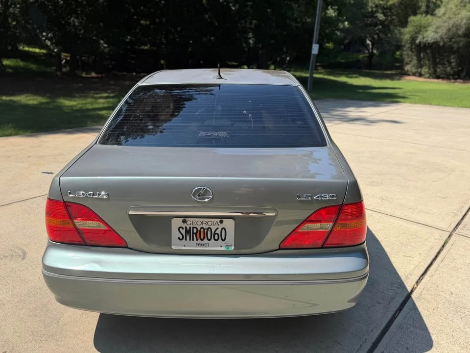 2002 Lexus LS 3rd Gen - Image 7 of 18