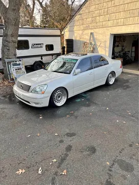2002 Lexus LS 430 Ultra Luxury Sedan 4D
