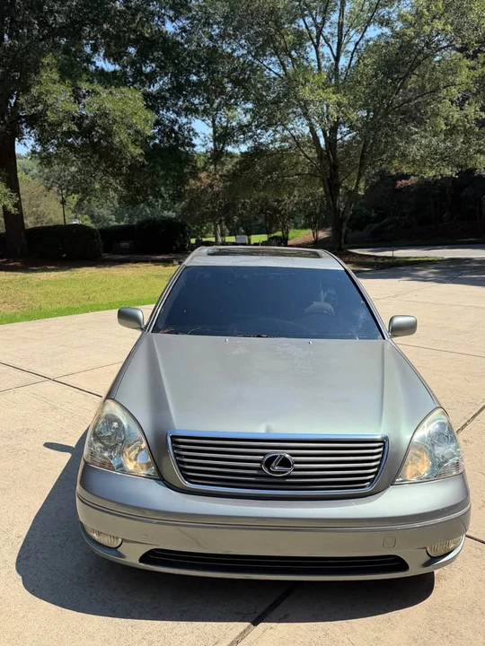 2002 Lexus LS 3rd Gen - Image 4 of 18