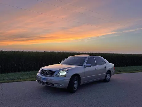 2002 Lexus LS 430 Sedan 4D