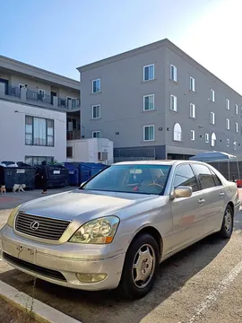 2002 Lexus LS 430 Sedan 4D