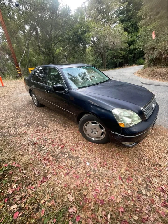 2002 Lexus LS 3rd Gen - Image 4 of 10