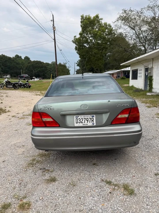 2002 Lexus LS 3rd Gen - Image 4 of 12