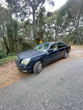 2002 Lexus LS 430 Sedan 4D