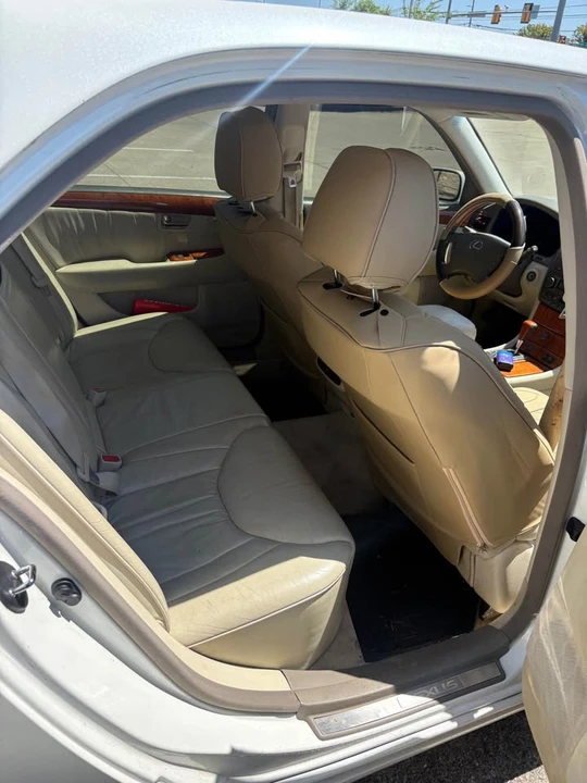 2002 Lexus LS 3rd Gen - Image 5 of 7