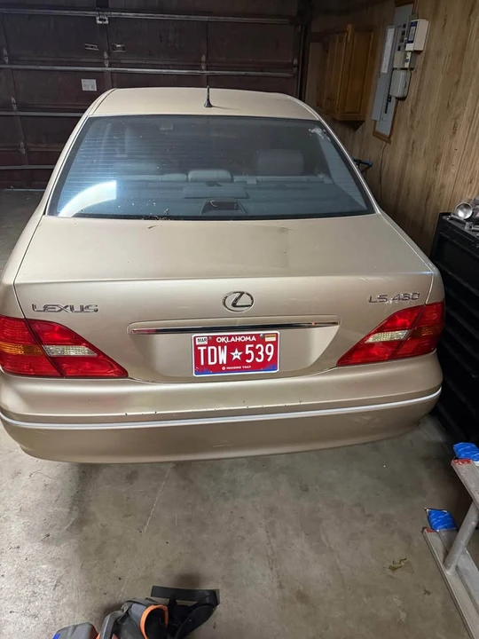 2002 Lexus LS 3rd Gen - Image 3 of 7