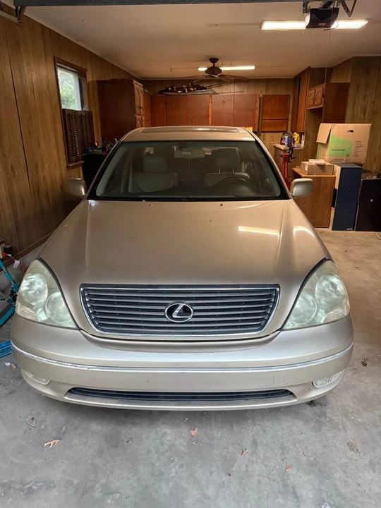 2002 Lexus LS 3rd Gen - Image 5 of 7