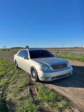 2002 Lexus LS 430 Sedan 4D