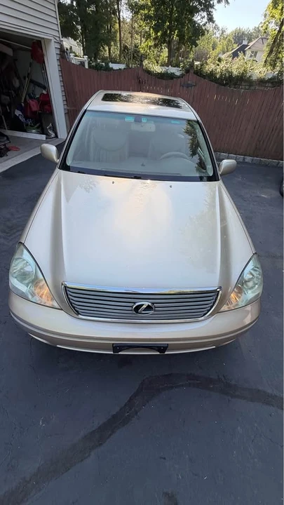 2002 Lexus LS 3rd Gen - Image 7 of 8