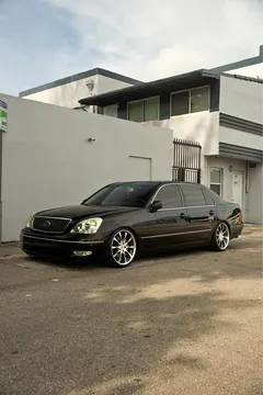 2002 Lexus LS 430 Sedan 4D