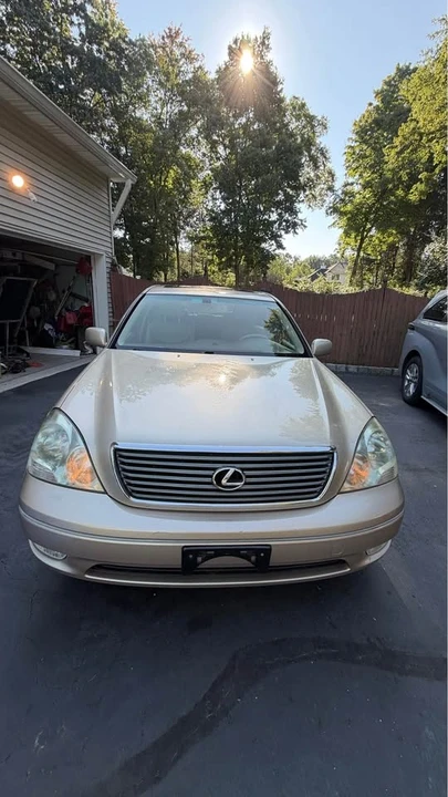 2002 Lexus LS 3rd Gen - Image 8 of 8