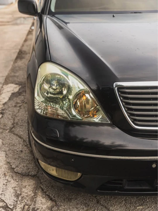 2002 Lexus LS 3rd Gen - Image 12 of 20
