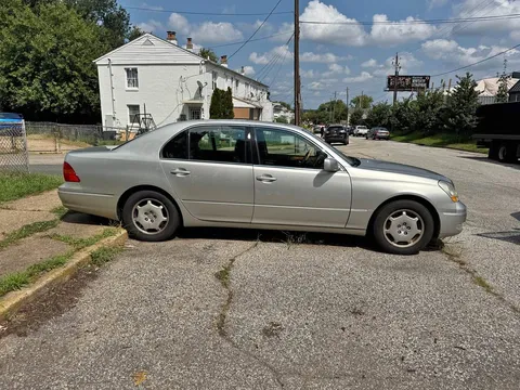 2002 Lexus LS 430 Sedan 4D