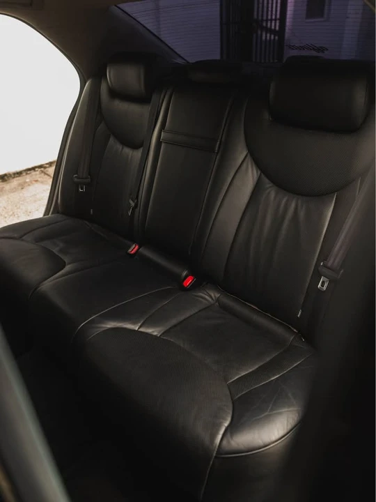 2002 Lexus LS 3rd Gen - Image 16 of 20