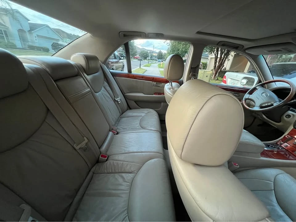 2002 Lexus LS 3rd Gen - Image 8 of 11