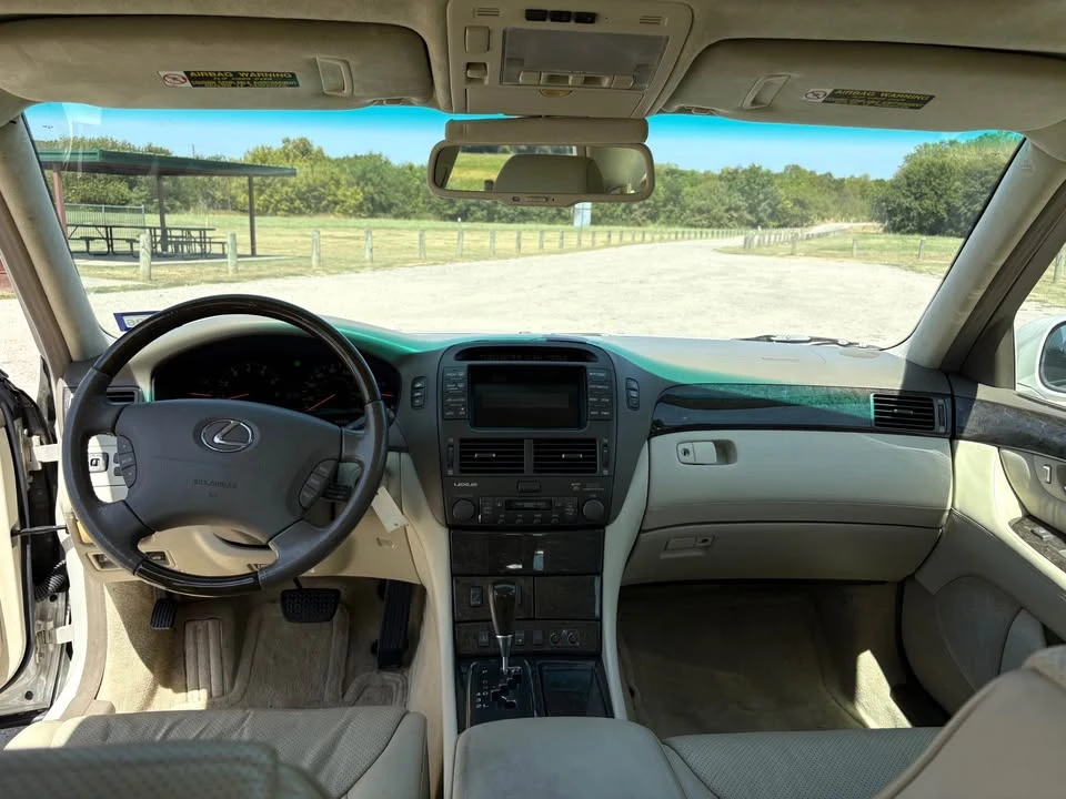 2002 Lexus LS 3rd Gen - Image 9 of 20