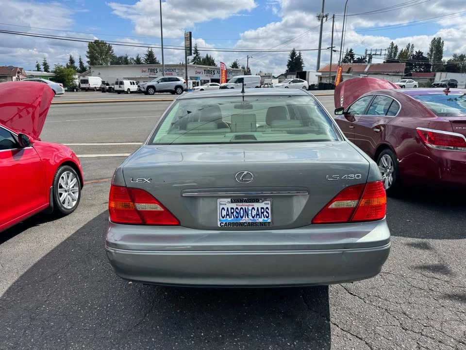 2002 Lexus LS 3rd Gen - Image 5 of 12