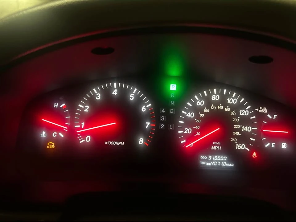 2002 Lexus LS 3rd Gen - Image 4 of 4