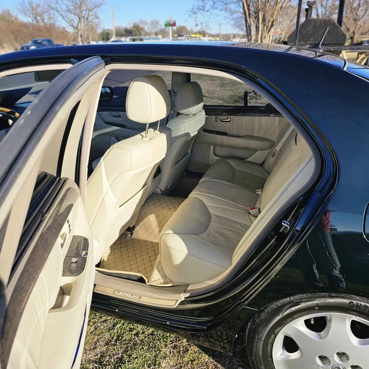 2002 Lexus LS 3rd Gen - Image 13 of 15