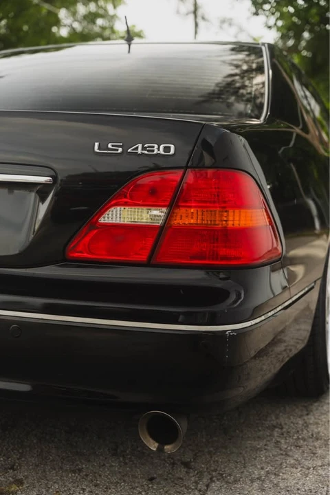 2002 Lexus LS 3rd Gen - Image 7 of 20