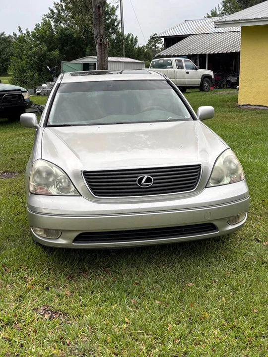 2002 Lexus LS 3rd Gen - Image 4 of 7