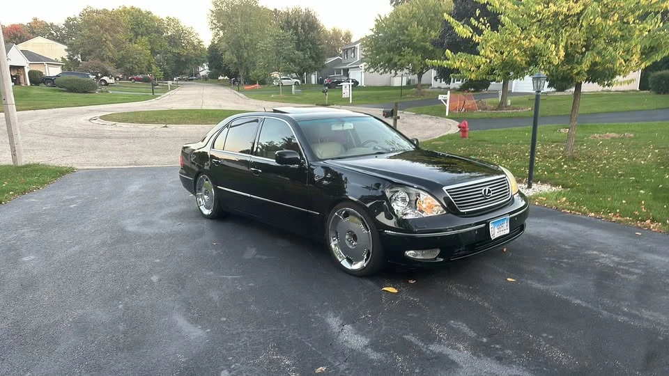 2002 Lexus LS 3rd Gen - Image 4 of 9