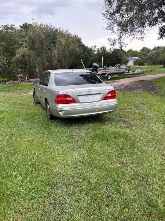 2002 Lexus LS 3rd Gen - Image 7 of 7