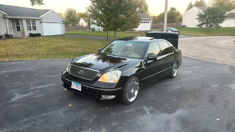 2002 Lexus LS 3rd Gen - Image 7 of 9