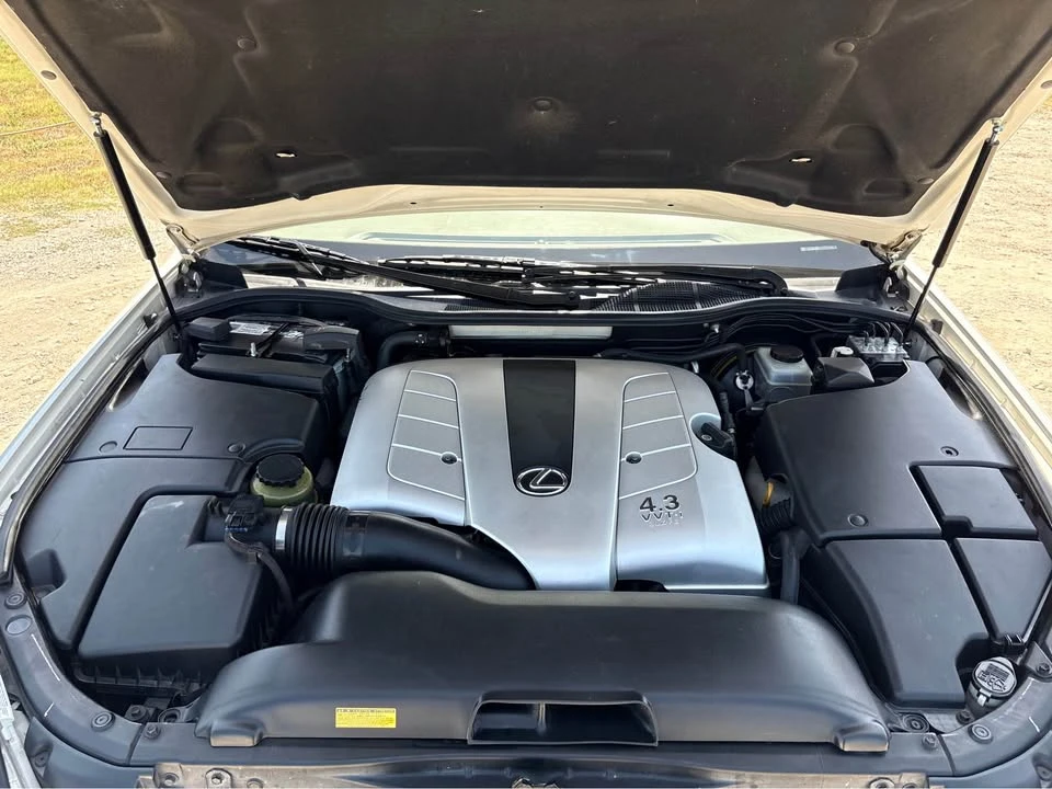 2002 Lexus LS 3rd Gen - Image 18 of 20