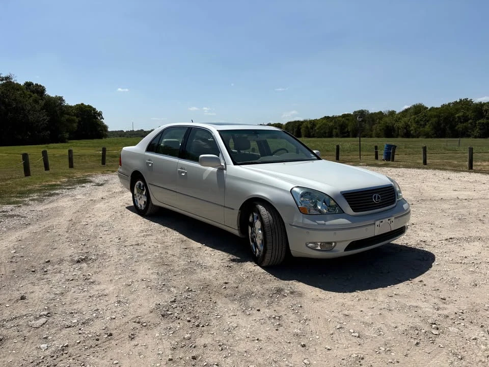 2002 Lexus LS 3rd Gen - Image 7 of 20