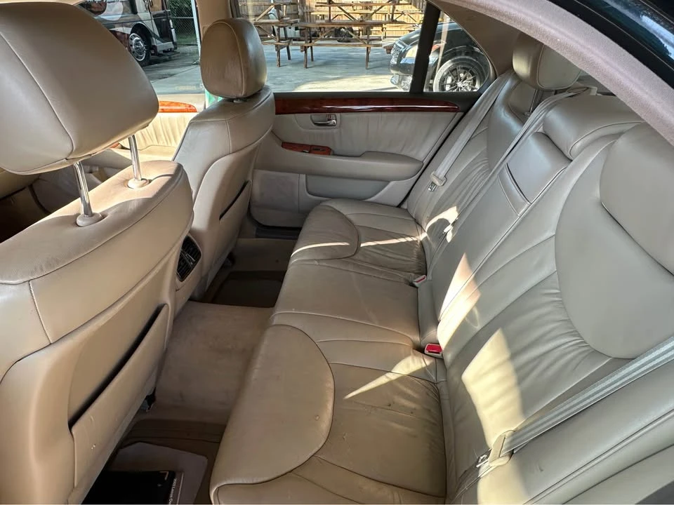 2002 Lexus LS 3rd Gen - Image 5 of 6