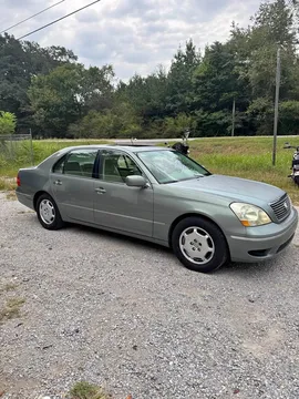 2002 Lexus LS 430 Sedan 4D