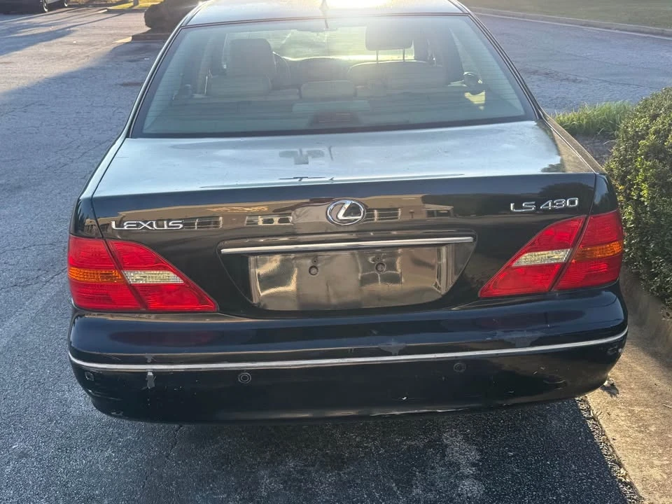 2002 Lexus LS 3rd Gen - Image 6 of 9